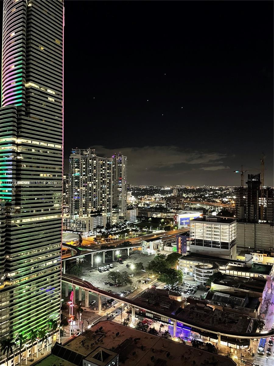 CENTRO CONDO - Residential Lease