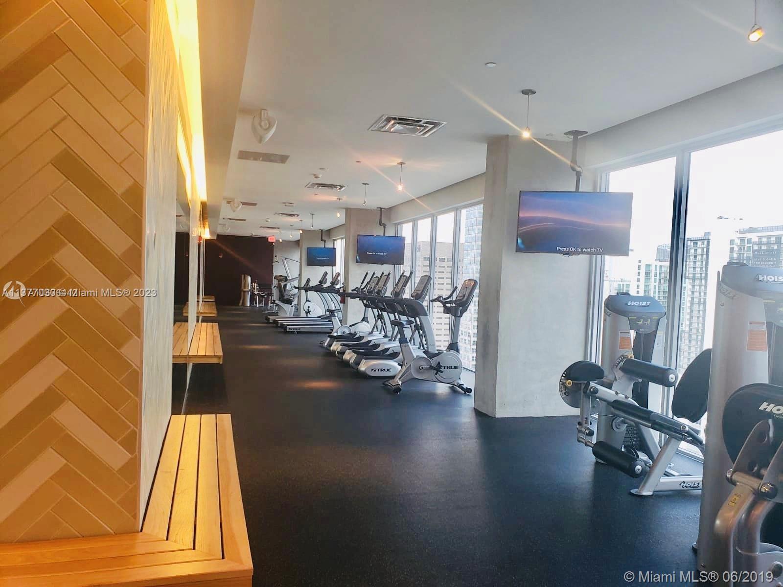 CENTRO CONDO - Residential Lease