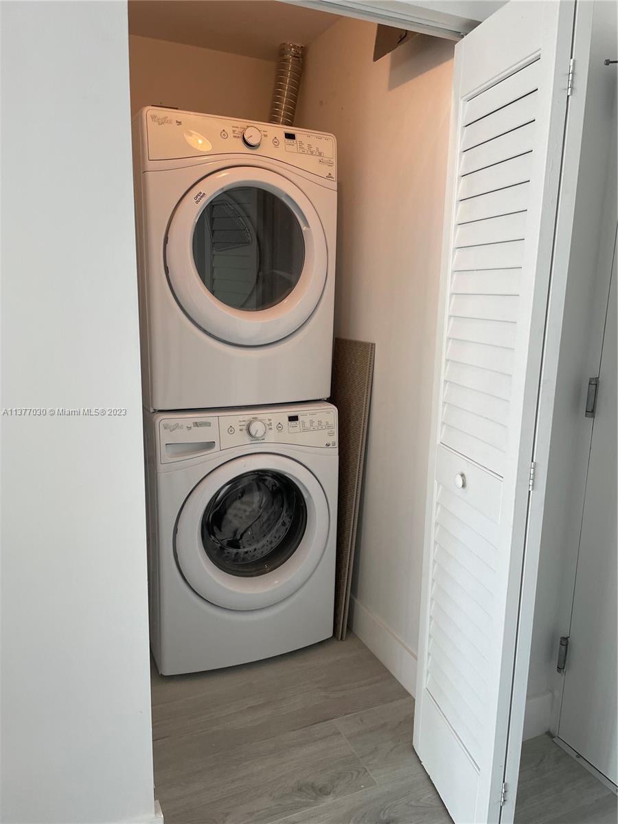 CENTRO CONDO - Residential Lease
