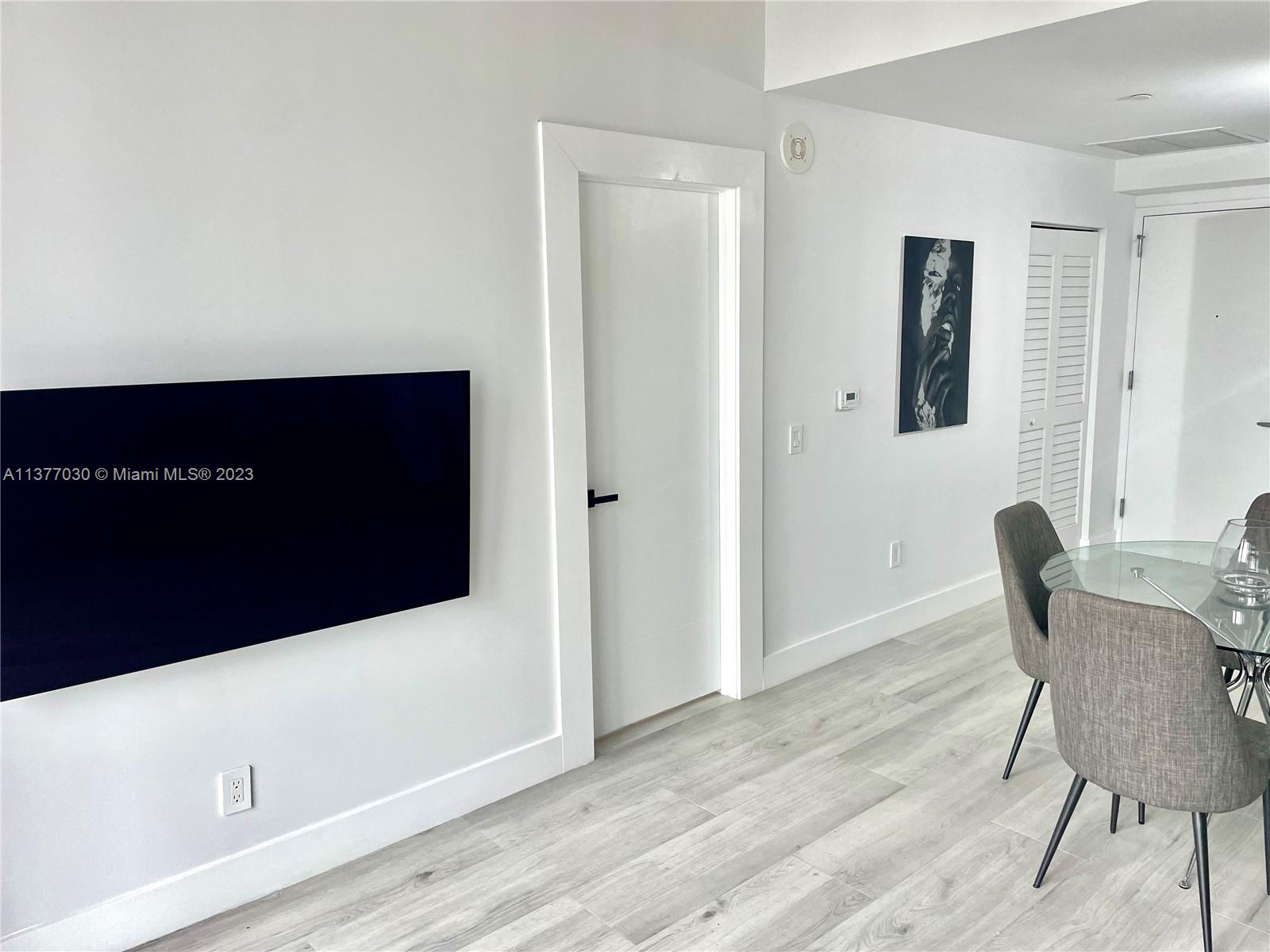 CENTRO CONDO - Residential Lease