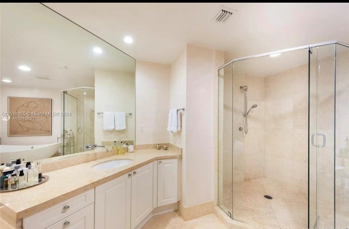 BELLINI CONDO - Residential