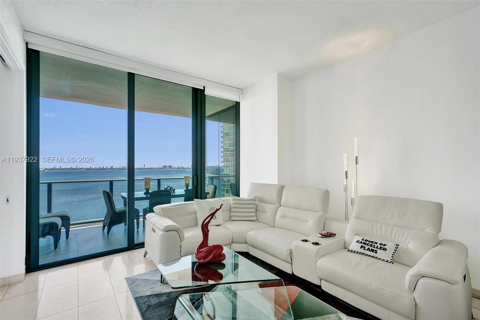 GRAN PARAISO CONDO - Residential