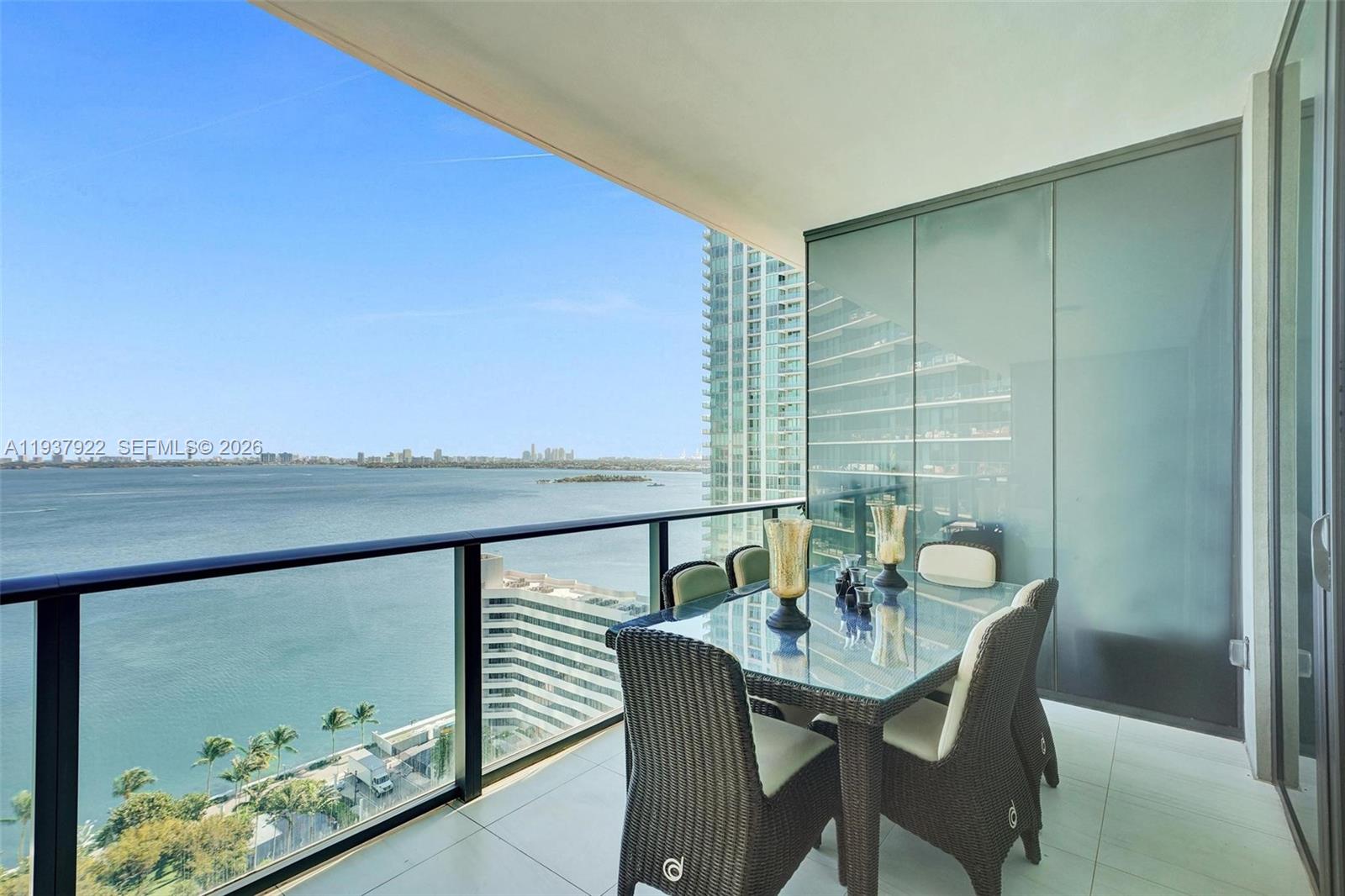 GRAN PARAISO CONDO - Residential