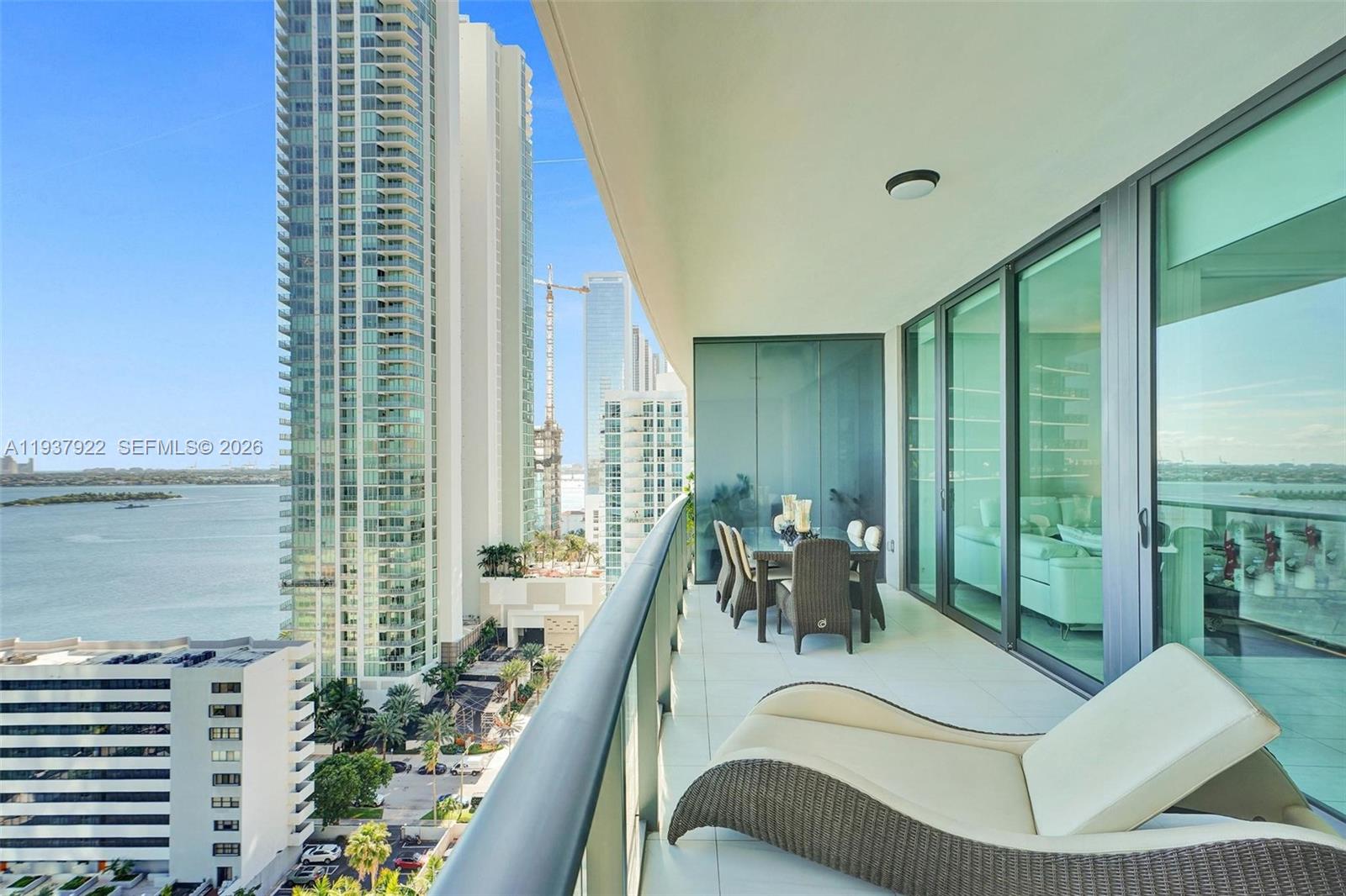 GRAN PARAISO CONDO - Residential