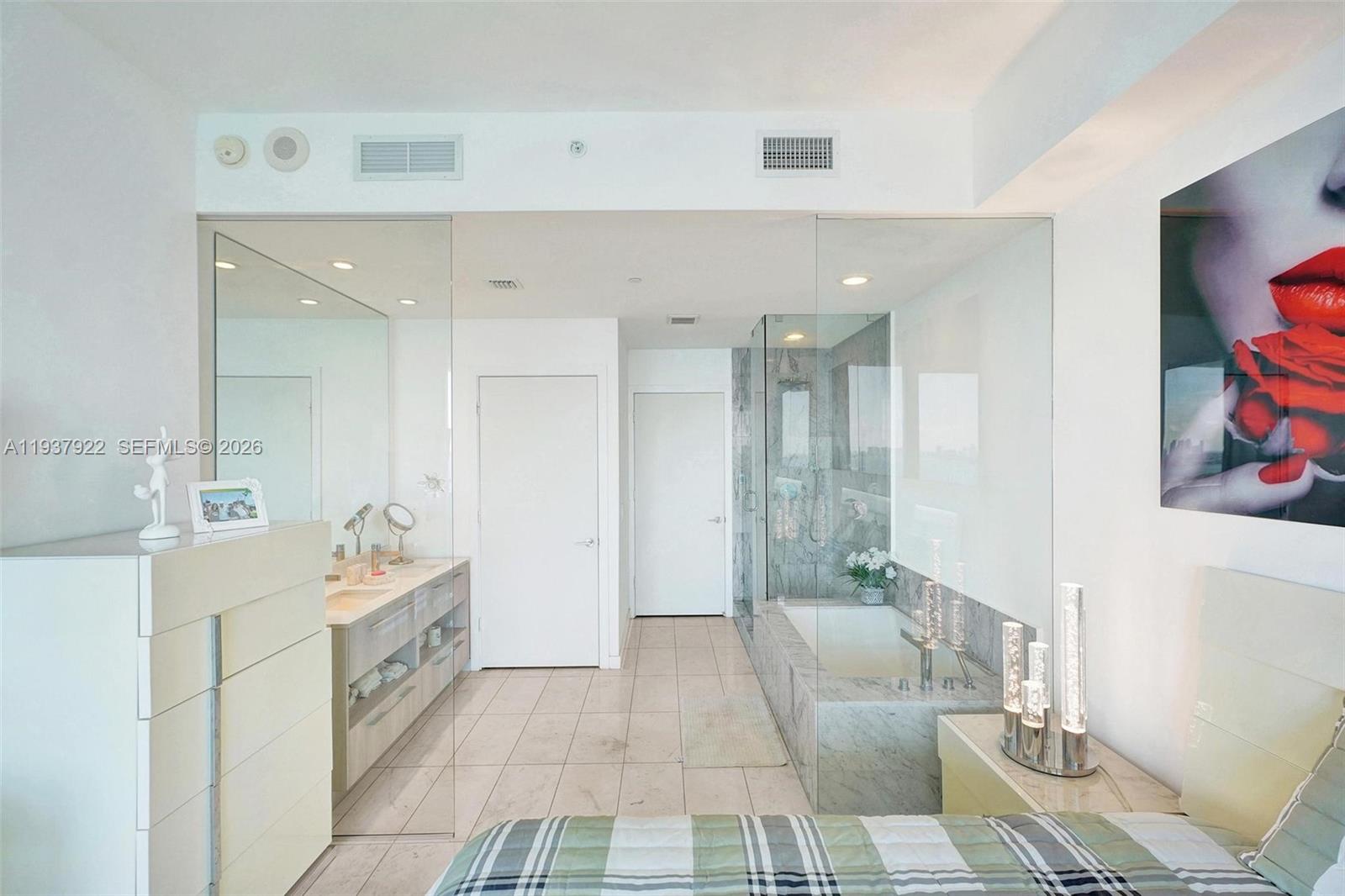 GRAN PARAISO CONDO - Residential