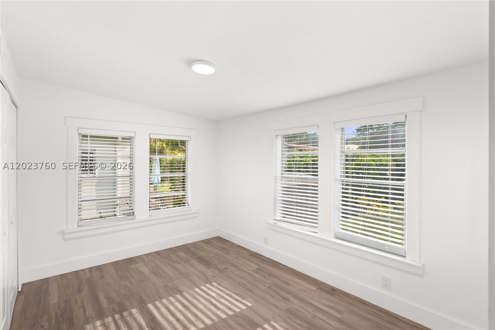 TAMIAMI PLACE PLAN 1 - Residential