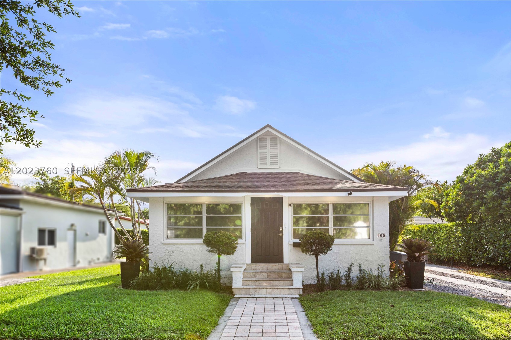 TAMIAMI PLACE PLAN 1 - Residential