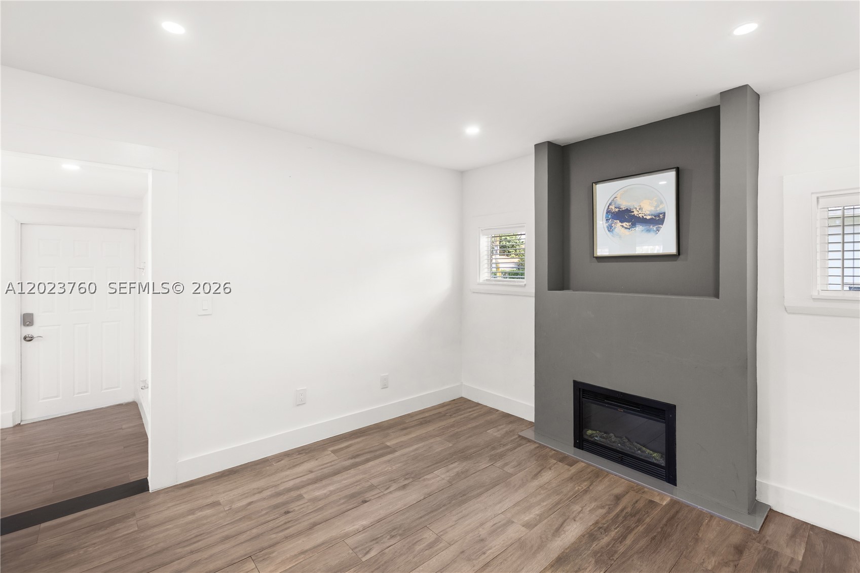 TAMIAMI PLACE PLAN 1 - Residential