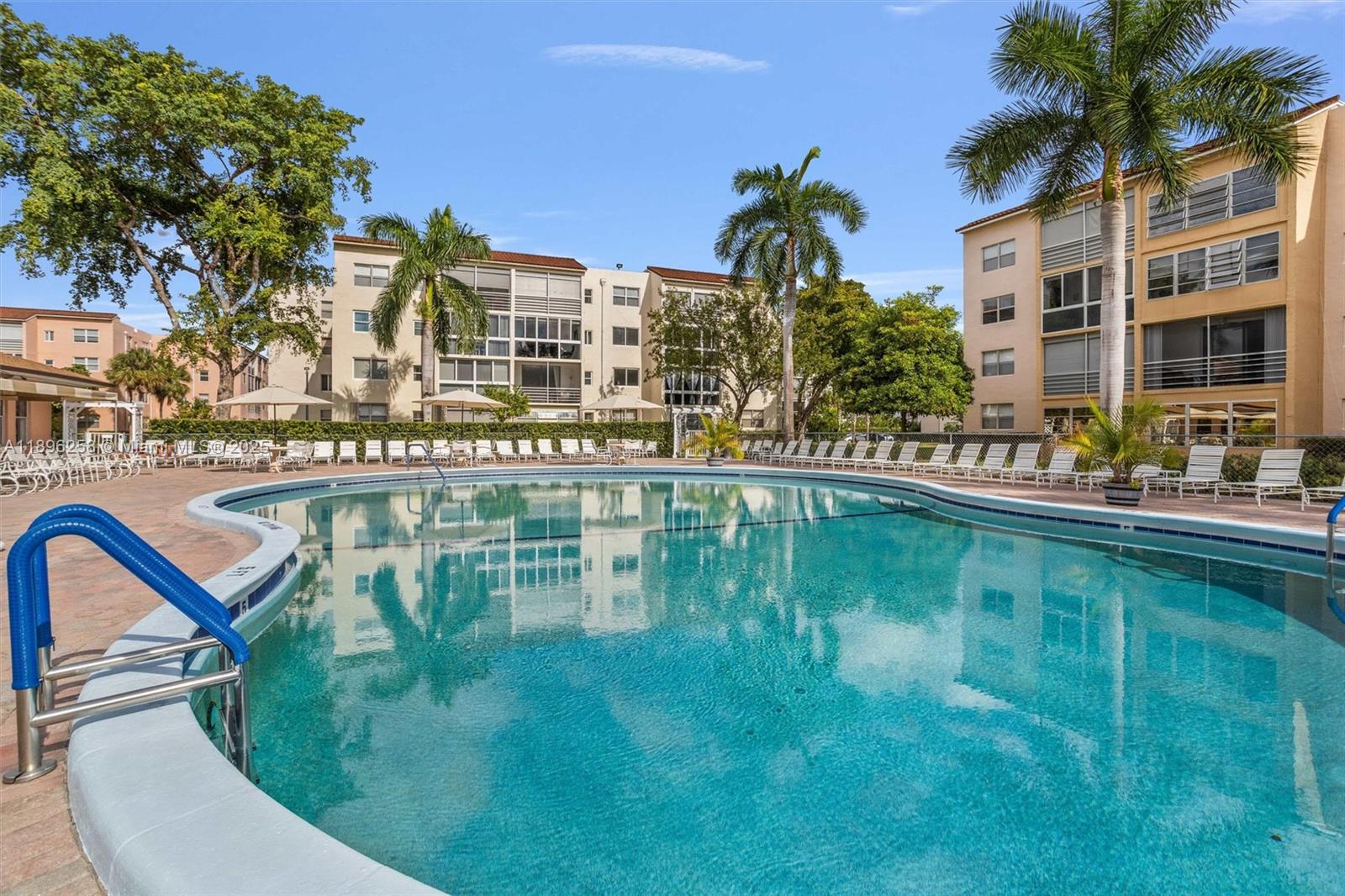 SOMERSET NO SIX CONDO - Residential