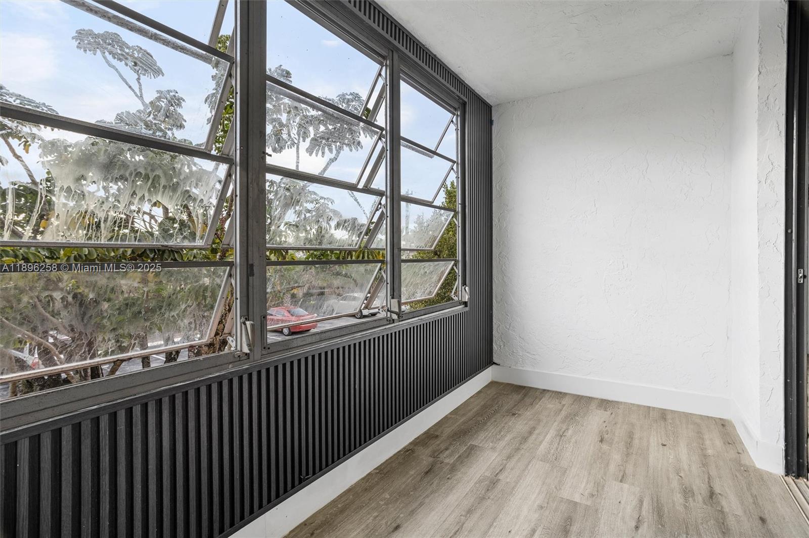 SOMERSET NO SIX CONDO - Residential
