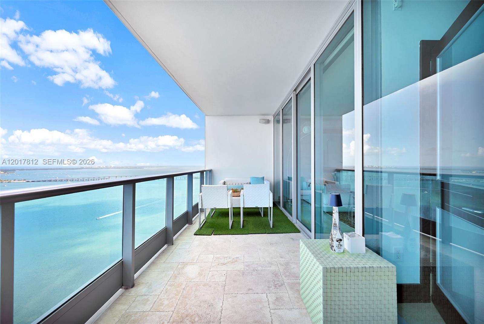 JADE RESIDENCES - Residential