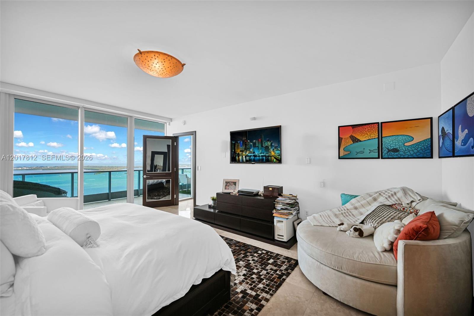 JADE RESIDENCES - Residential