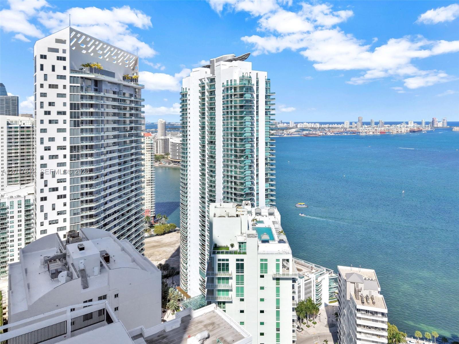 JADE RESIDENCES - Residential