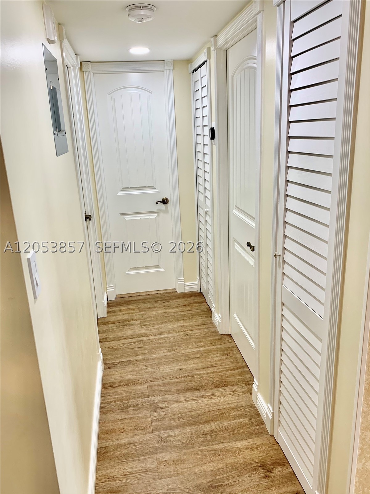 MEADOWBROOK TOWERS CONDO - Residential