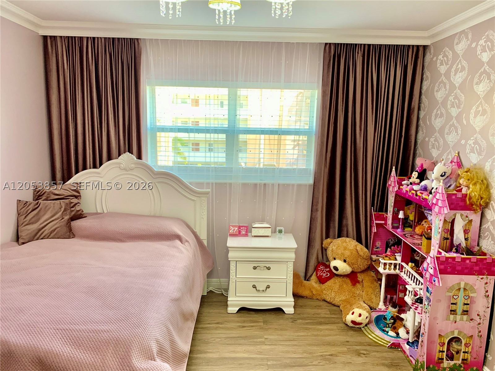 MEADOWBROOK TOWERS CONDO - Residential