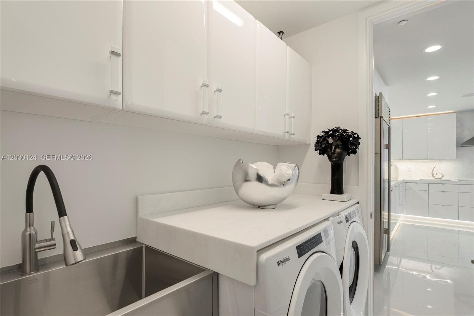 THE RESIDENCES AT THE BAT - Residential Lease