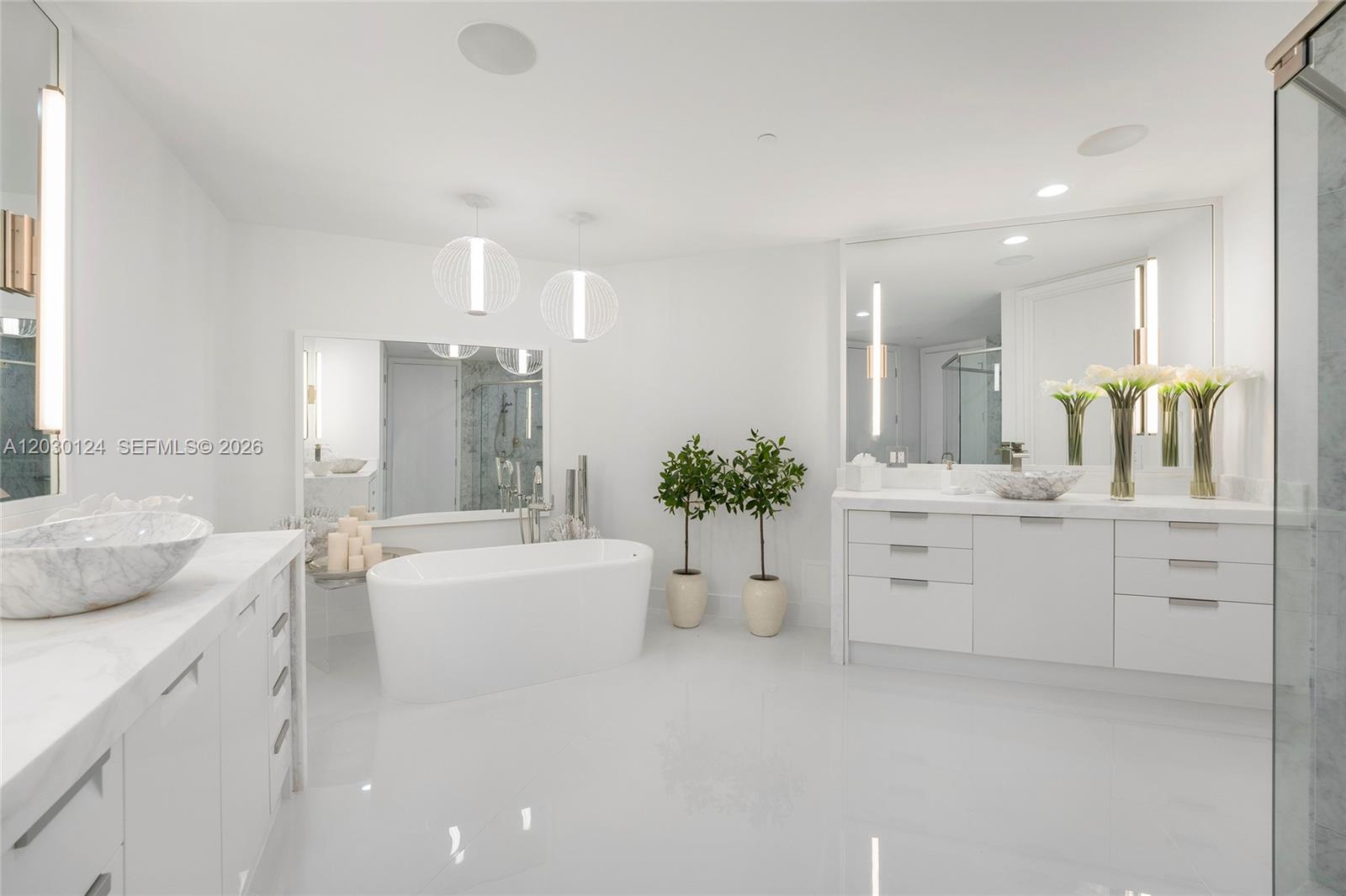 THE RESIDENCES AT THE BAT - Residential Lease