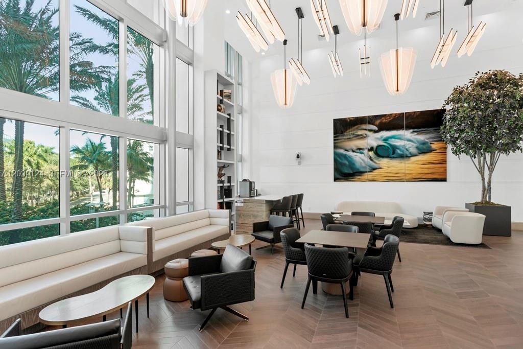 THE RESIDENCES AT THE BAT - Residential Lease