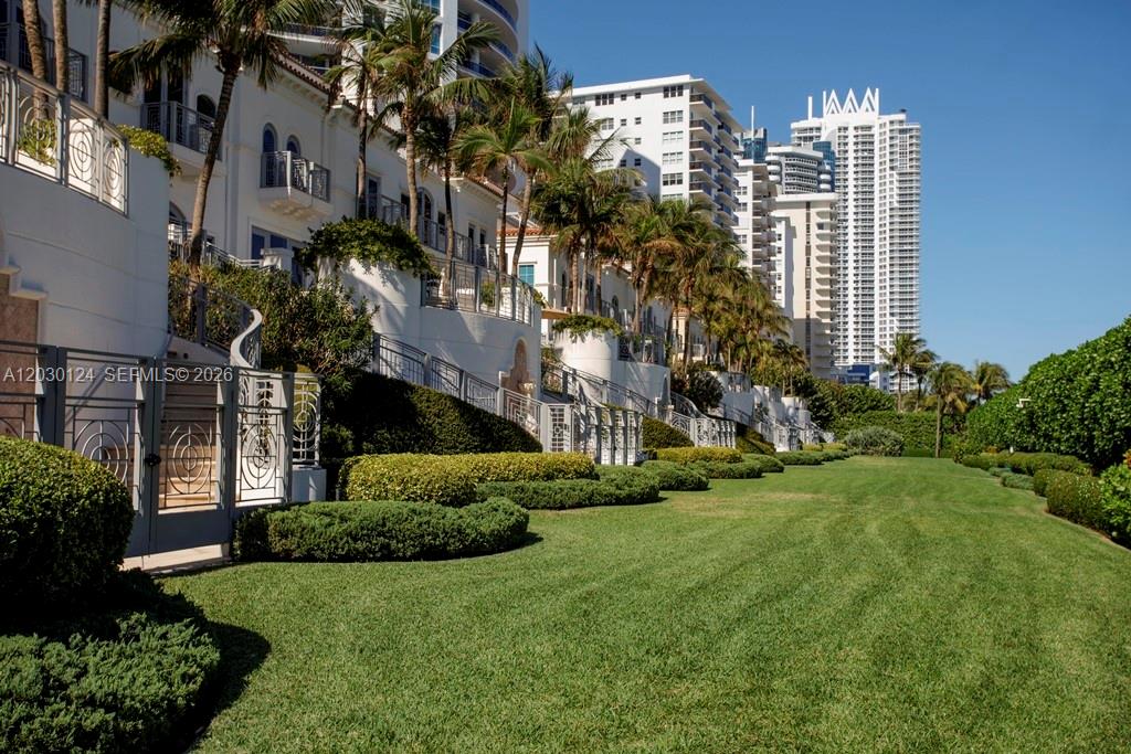 THE RESIDENCES AT THE BAT - Residential Lease