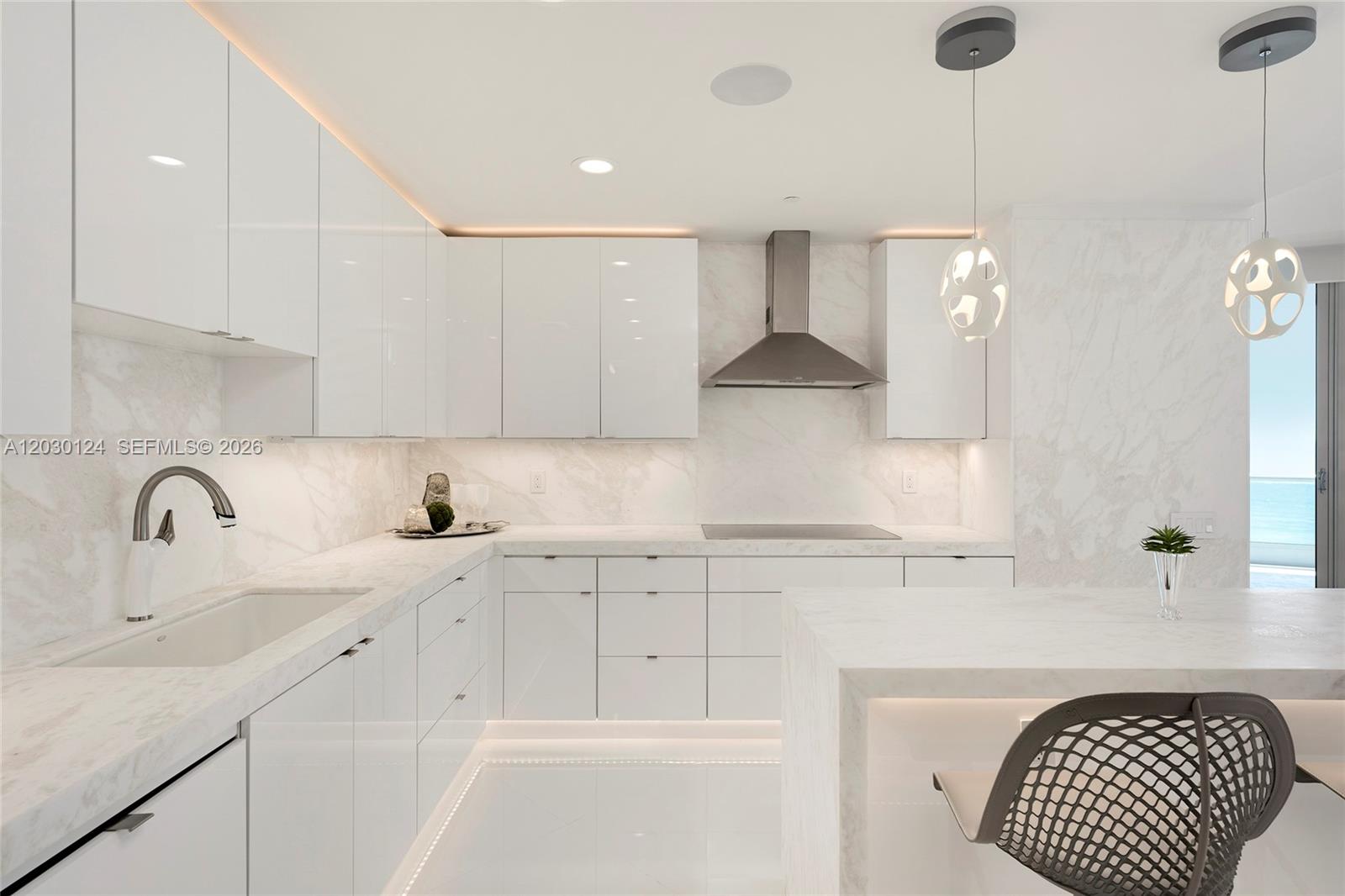 THE RESIDENCES AT THE BAT - Residential Lease