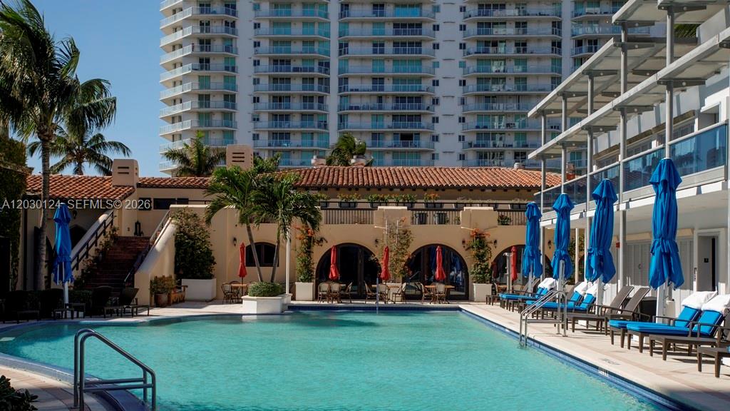 THE RESIDENCES AT THE BAT - Residential Lease