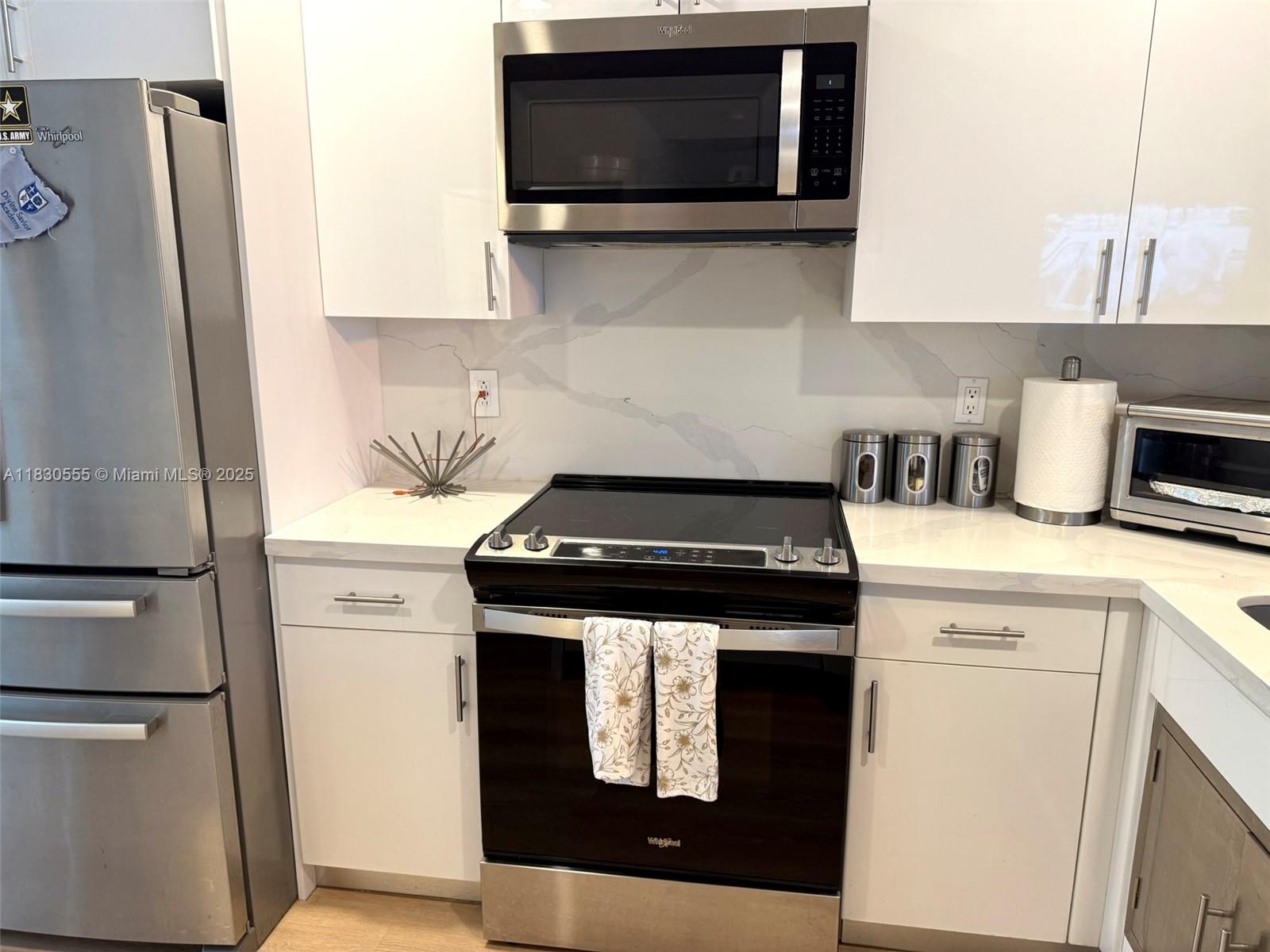 DORAL ISLES ANTIGUA - Residential Lease
