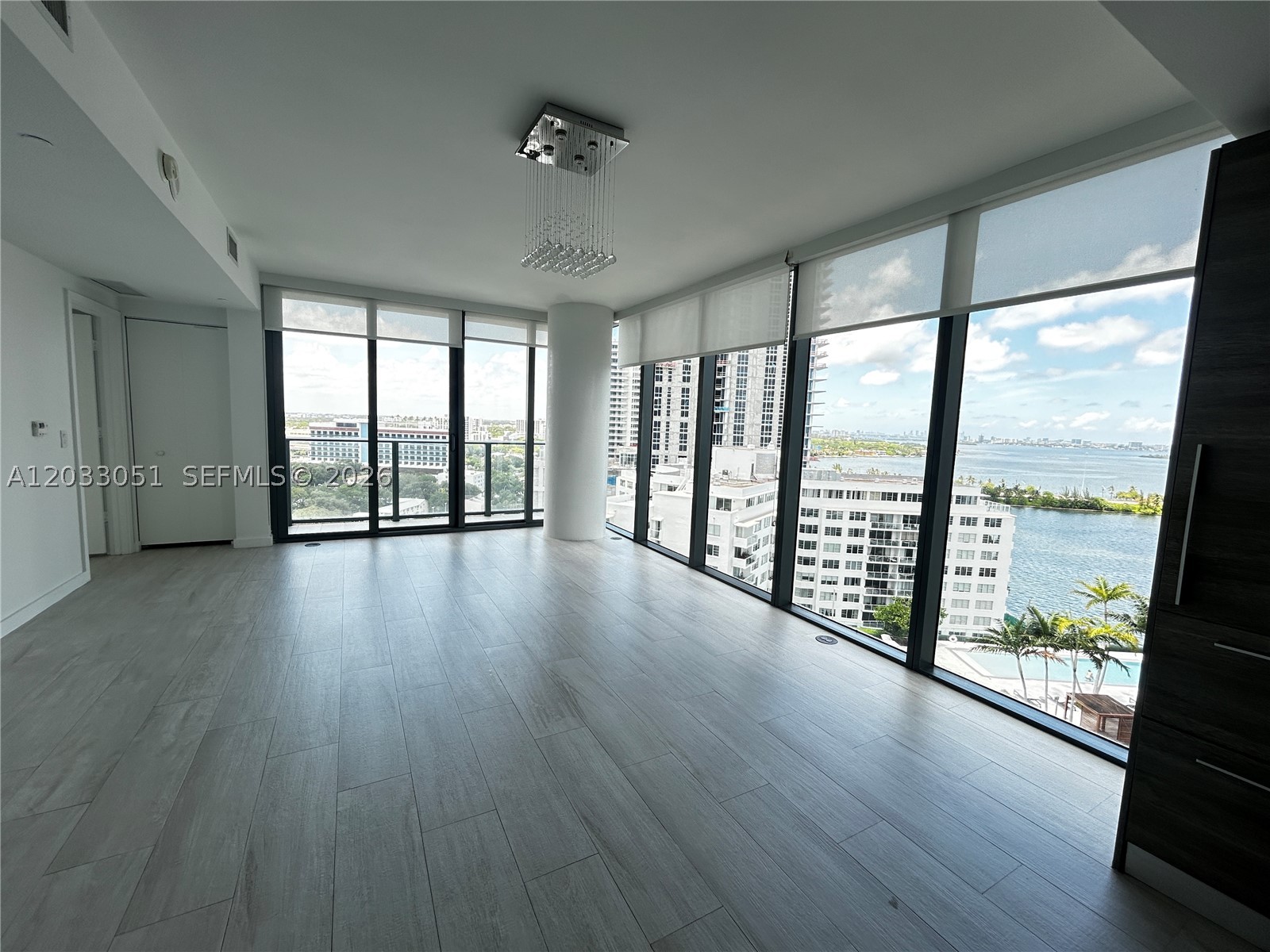 PARAISO BAY CONDO - Residential Lease