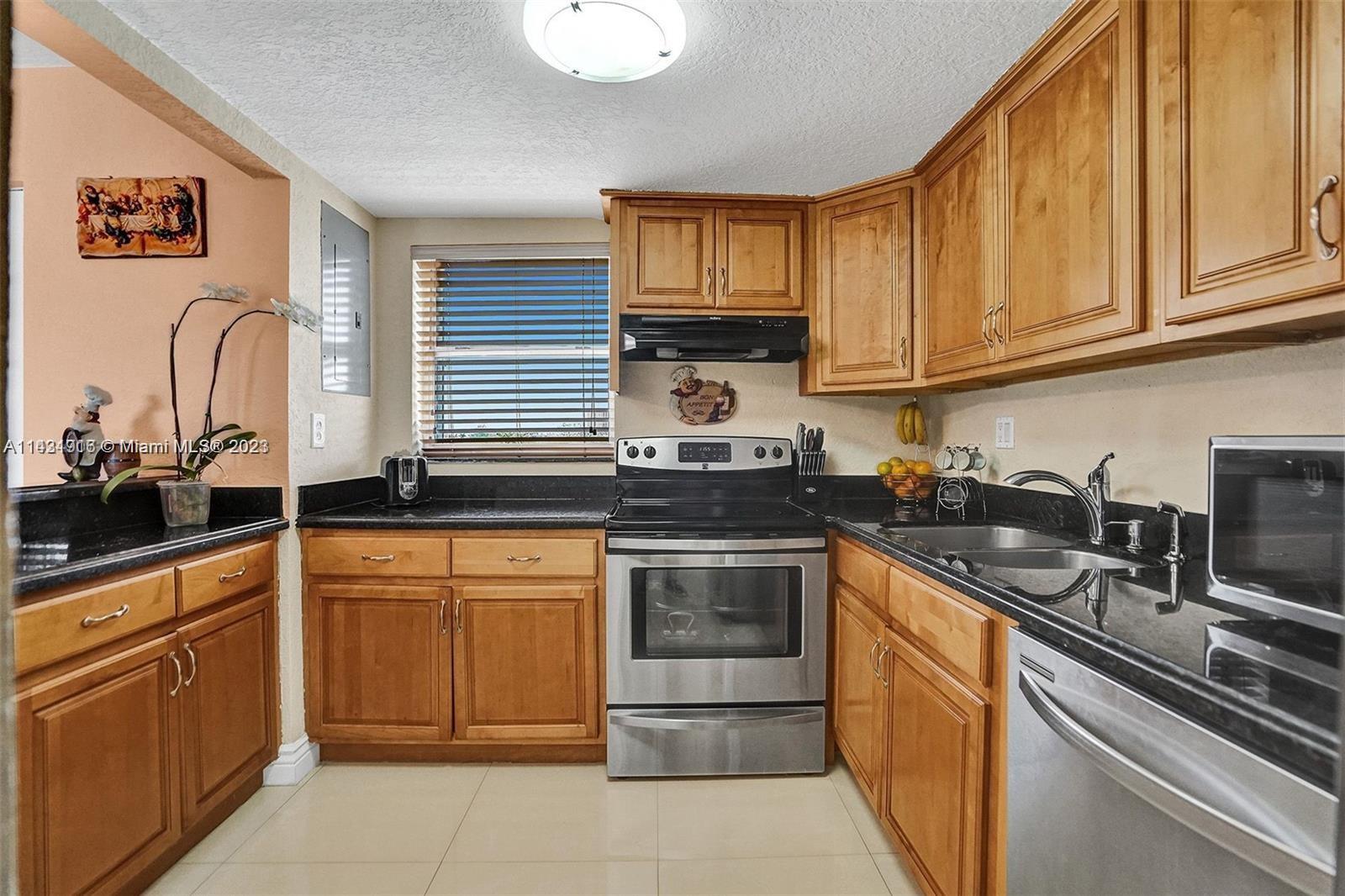 Parkwood Condominium - Residential