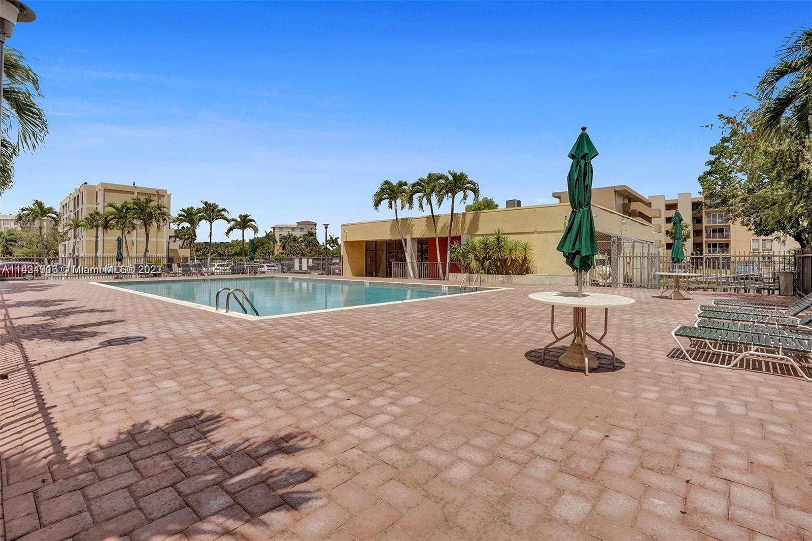 Parkwood Condominium - Residential
