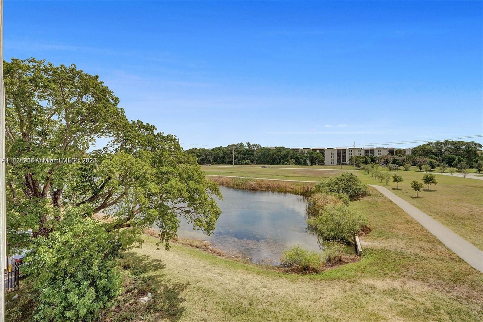 Parkwood Condominium - Residential