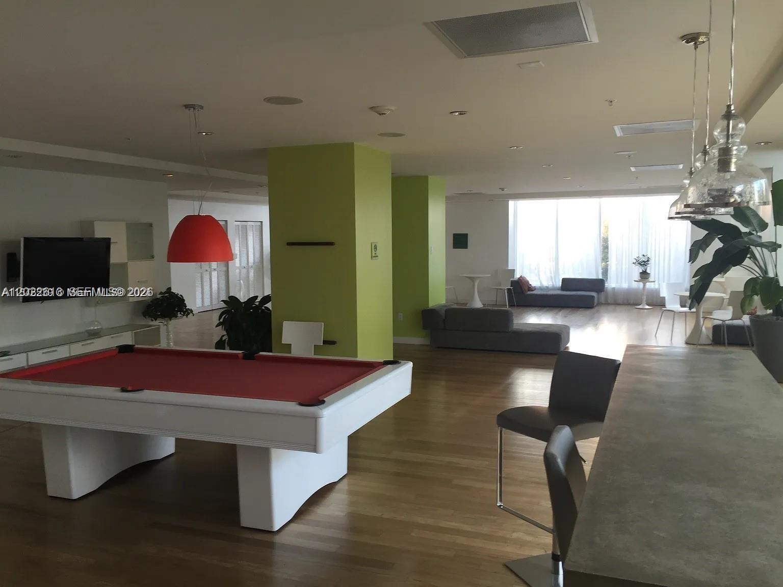 THE LOFT DOWNTOWN II COND - Residential