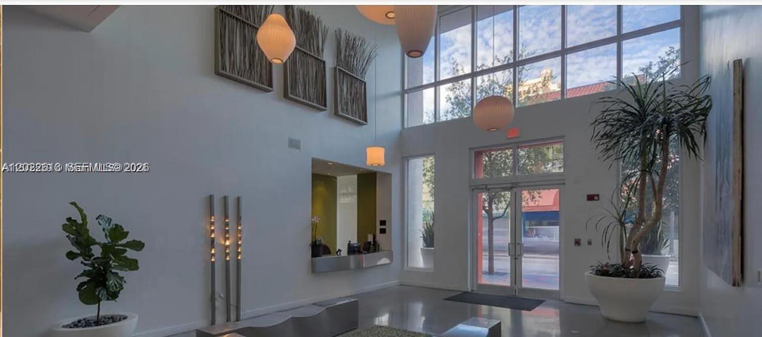 THE LOFT DOWNTOWN II COND - Residential