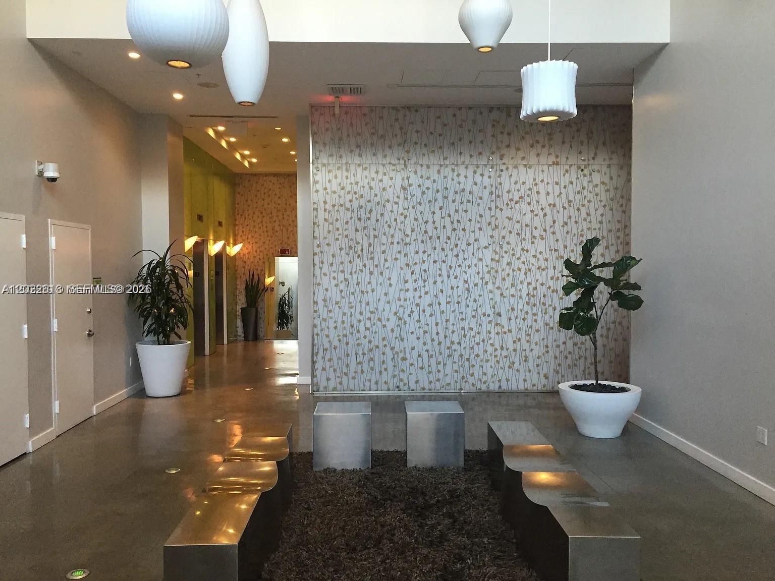 THE LOFT DOWNTOWN II COND - Residential