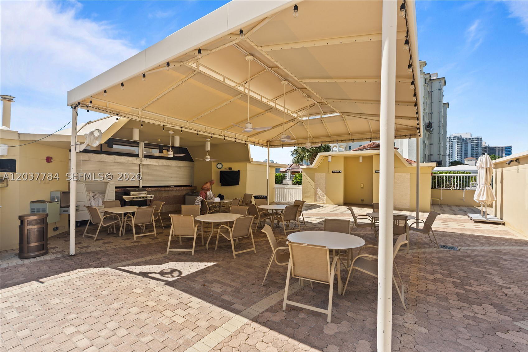TERRACES NORTH TURNBERRY - Residential