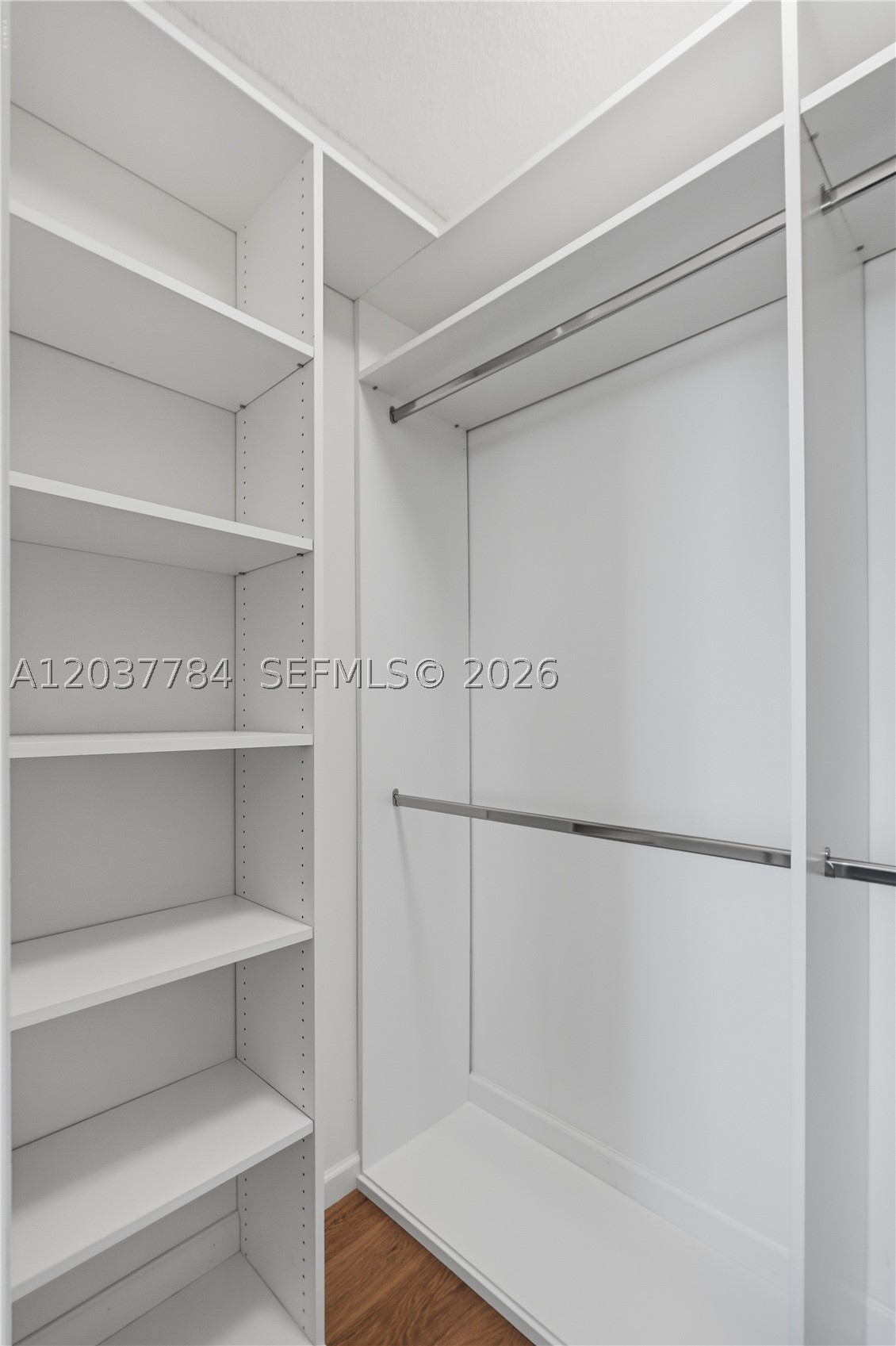 TERRACES NORTH TURNBERRY - Residential