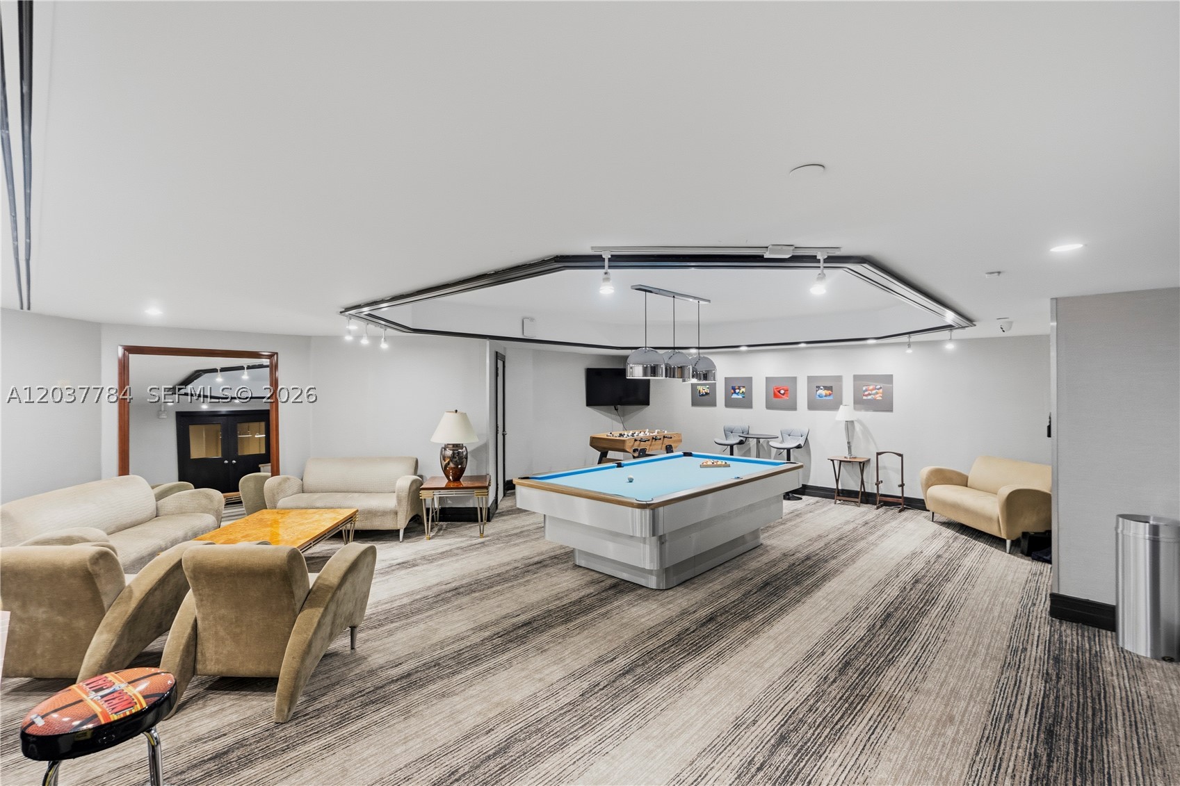 TERRACES NORTH TURNBERRY - Residential
