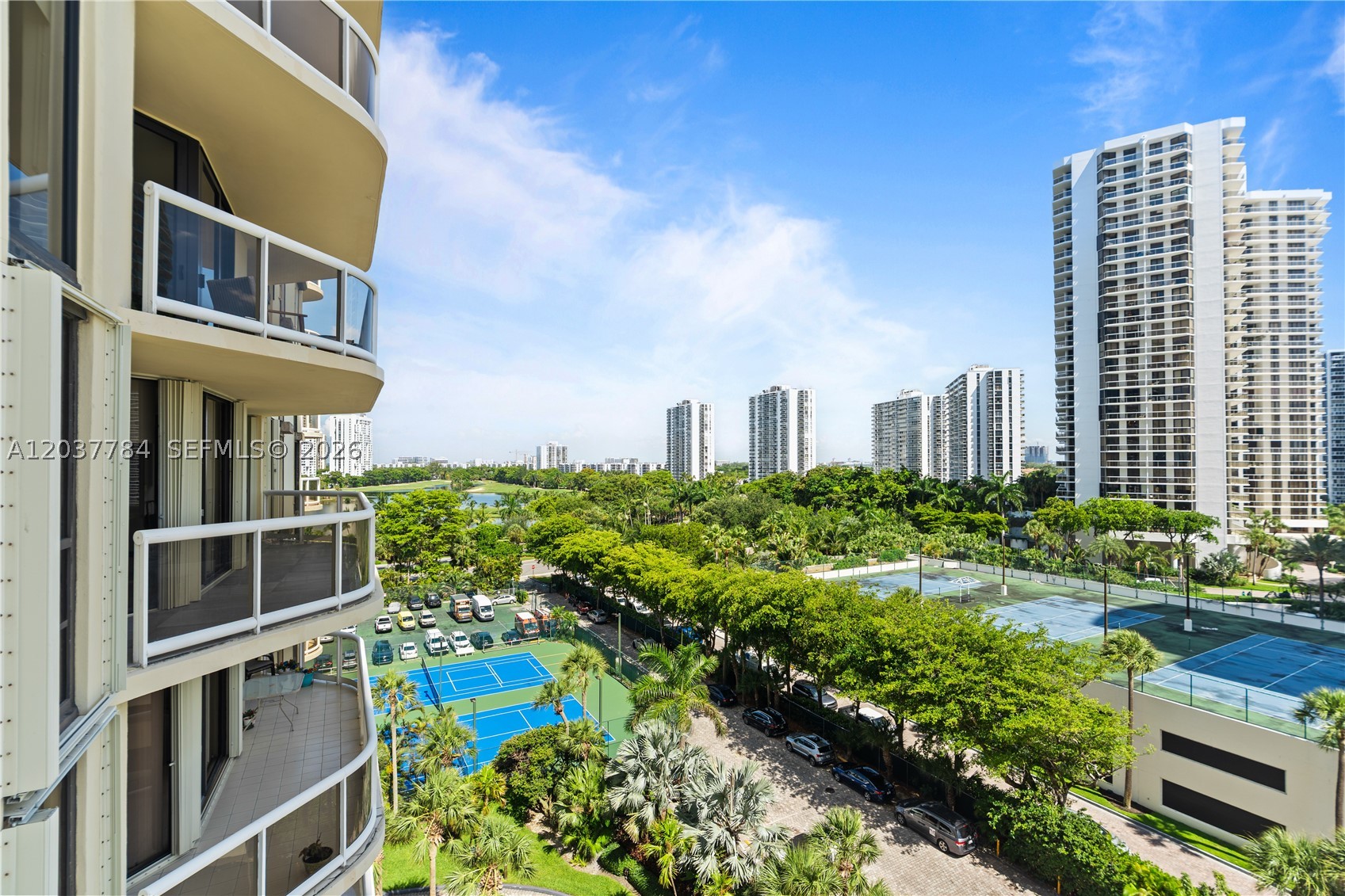 TERRACES NORTH TURNBERRY - Residential