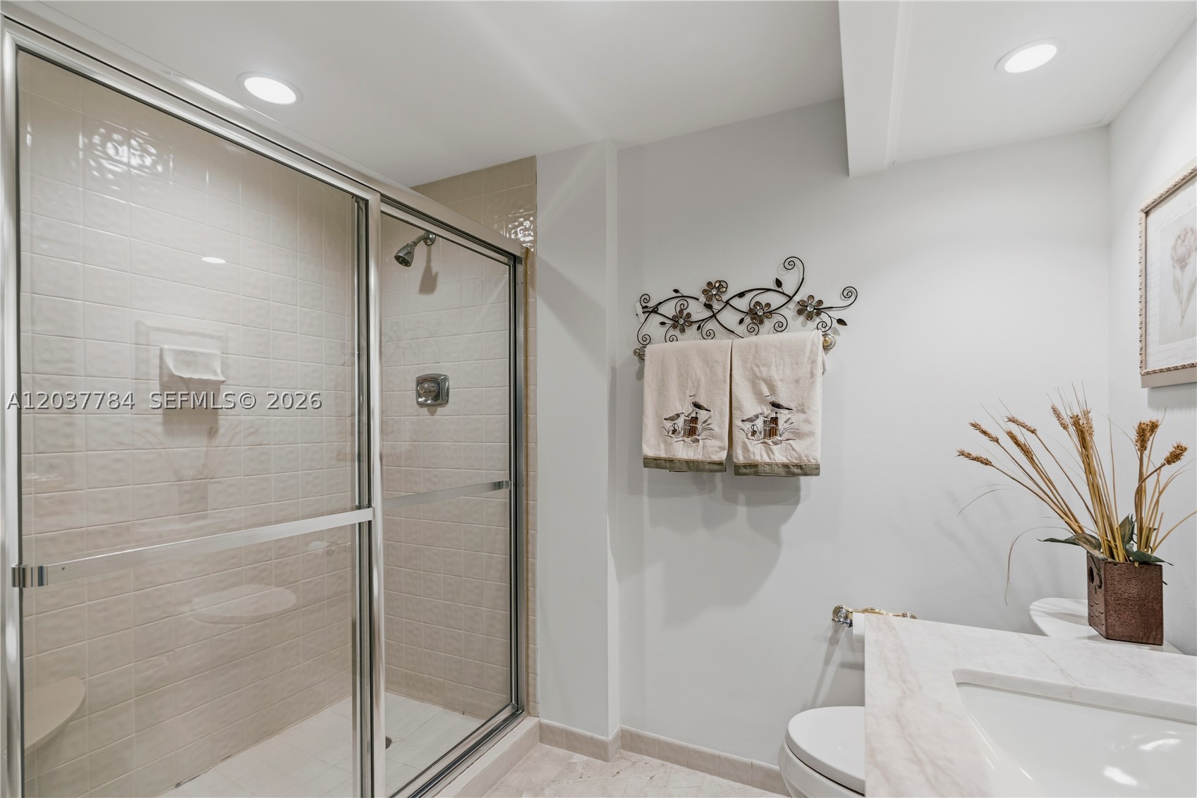 TERRACES NORTH TURNBERRY - Residential