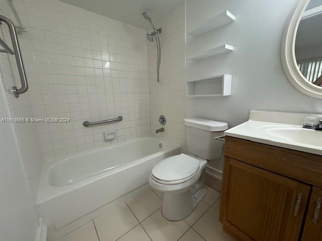KINGSLEY AT CENTURY VILLA - Residential Lease
