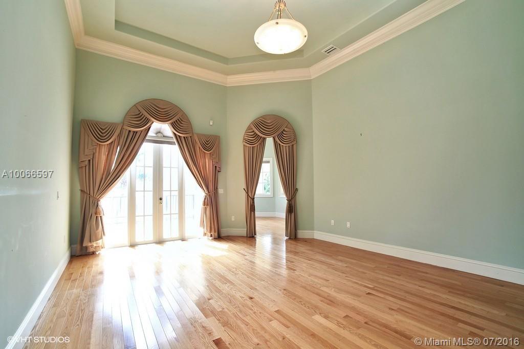 Island Estates - Residential