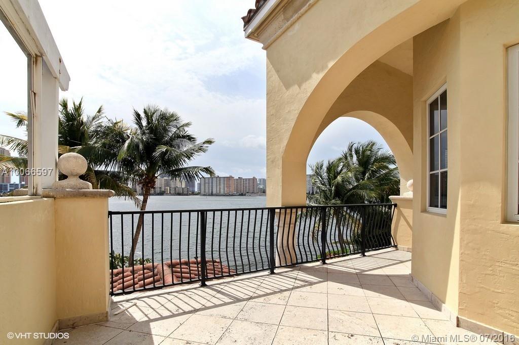 Island Estates - Residential