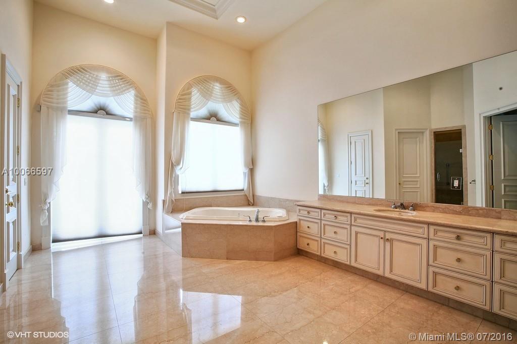 Island Estates - Residential
