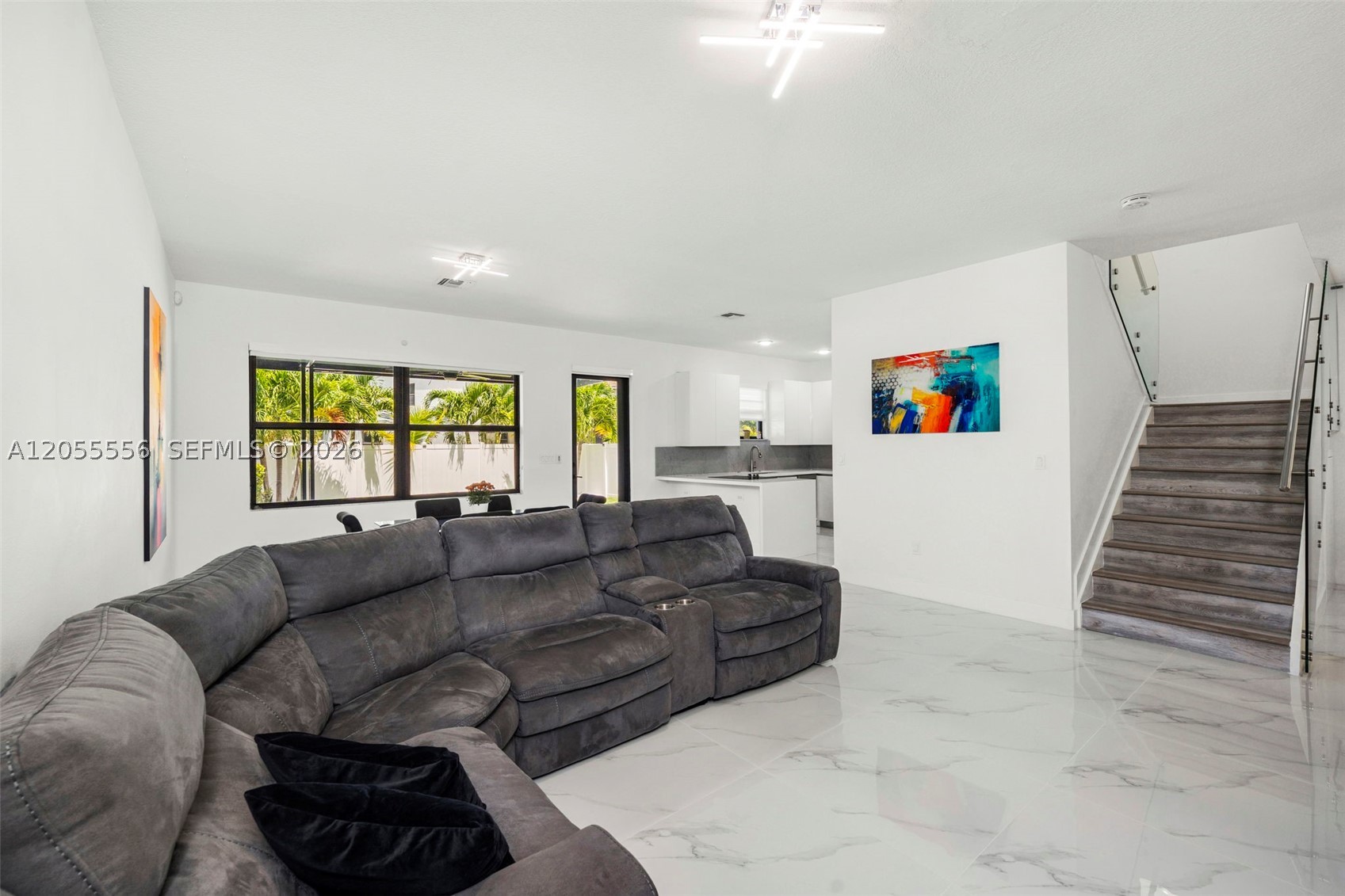 CHAMPION LAKES - Residential