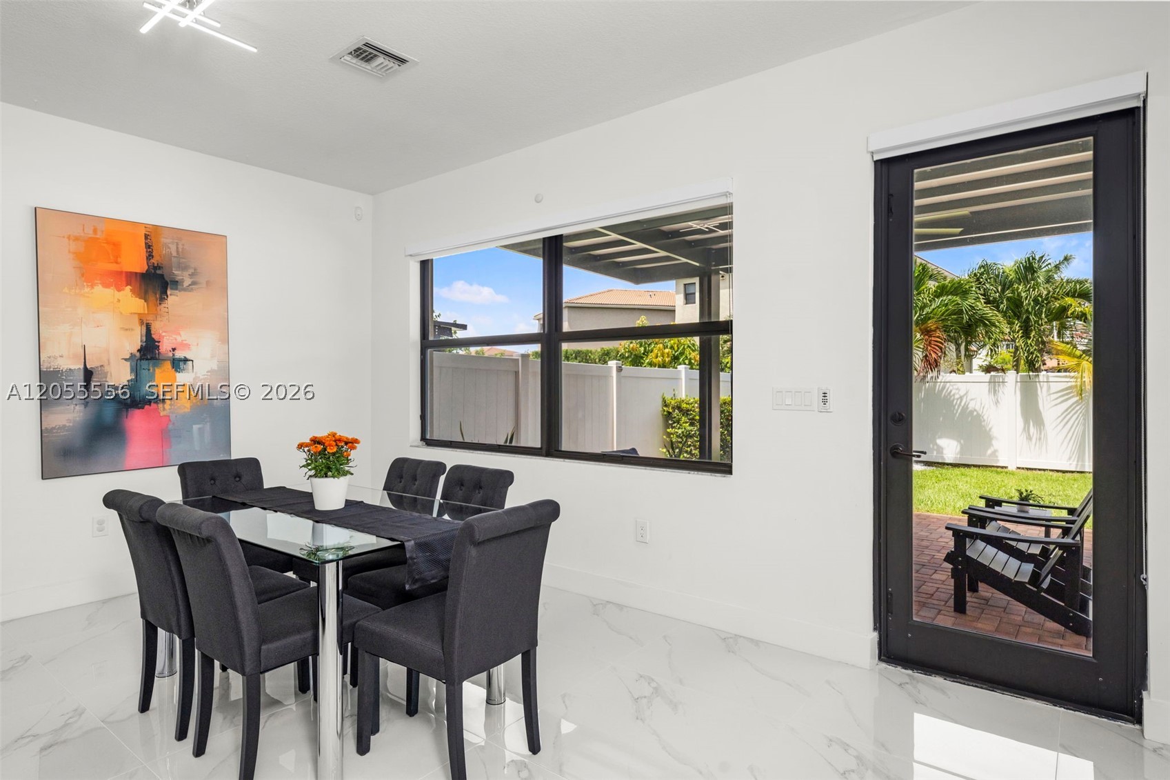 CHAMPION LAKES - Residential