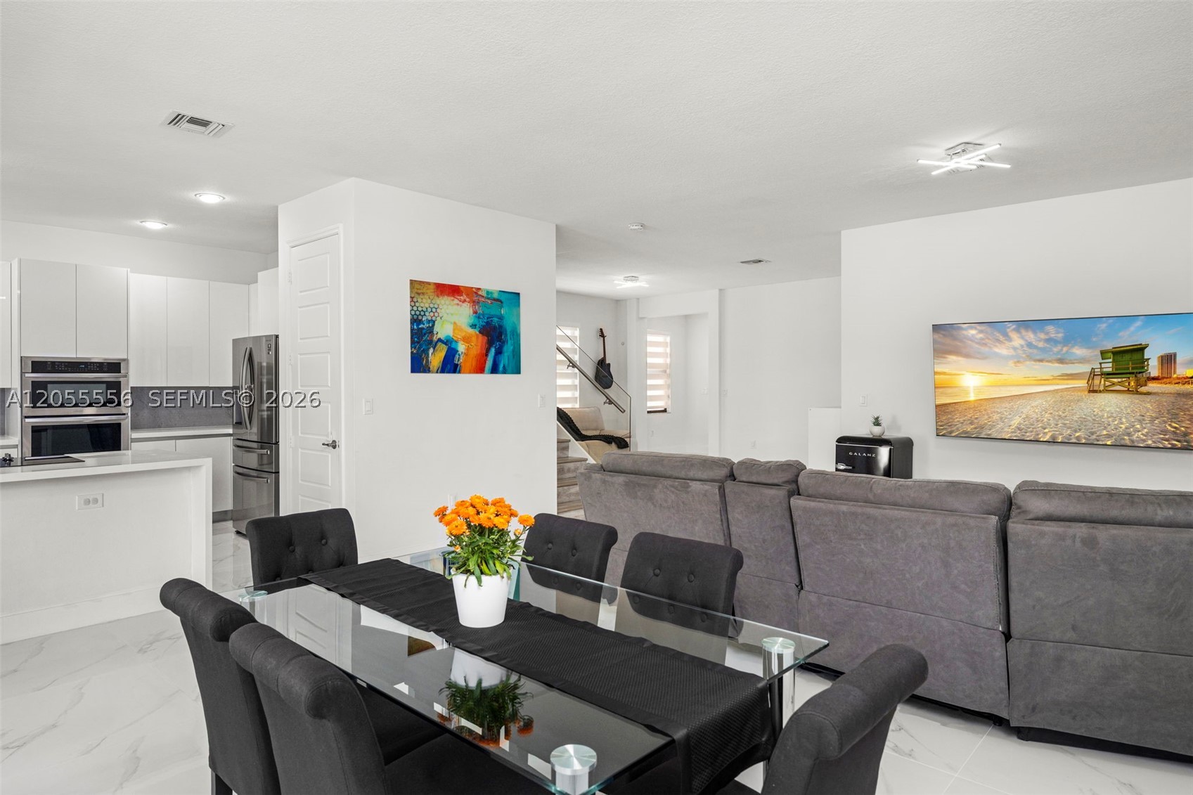 CHAMPION LAKES - Residential