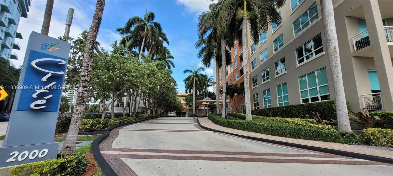 CITE CONDO - Residential