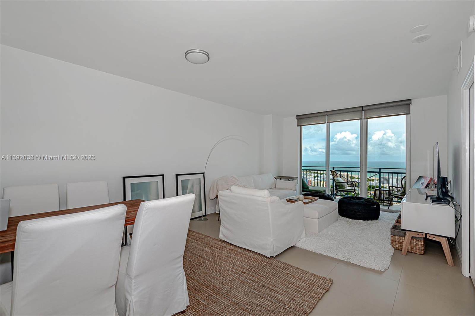 YACHT CLUB AT PORTOFINO C - Residential Lease