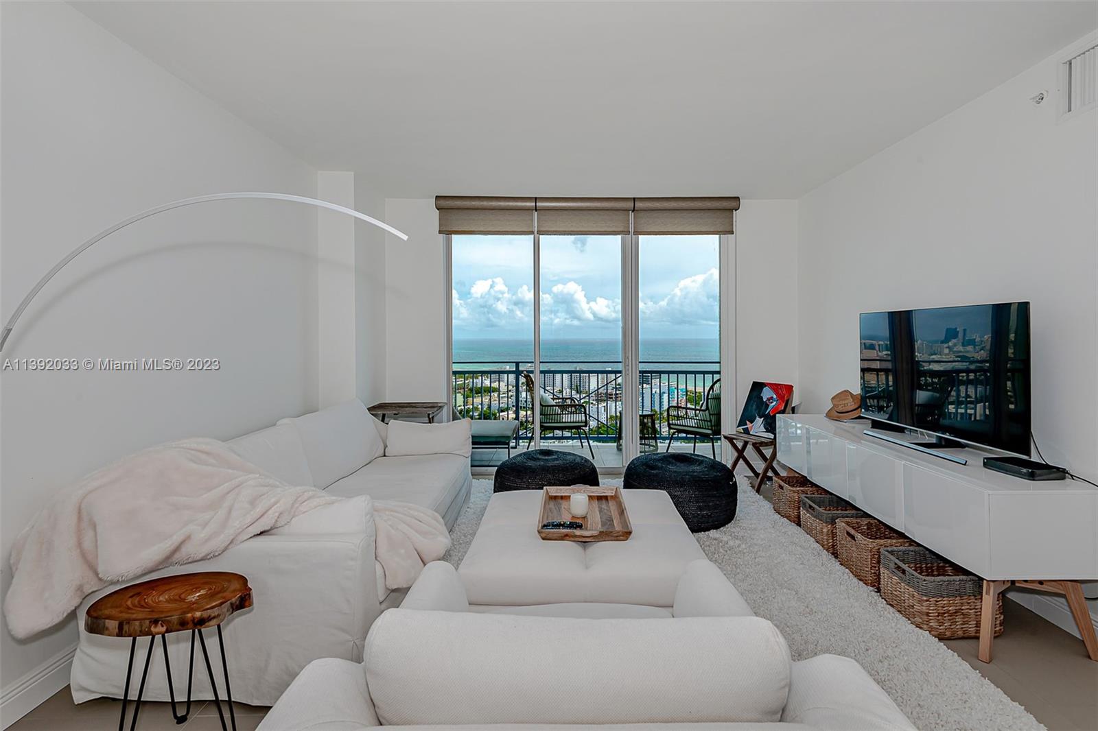 YACHT CLUB AT PORTOFINO C - Residential Lease