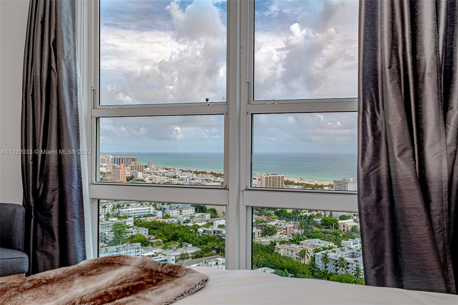 YACHT CLUB AT PORTOFINO C - Residential Lease
