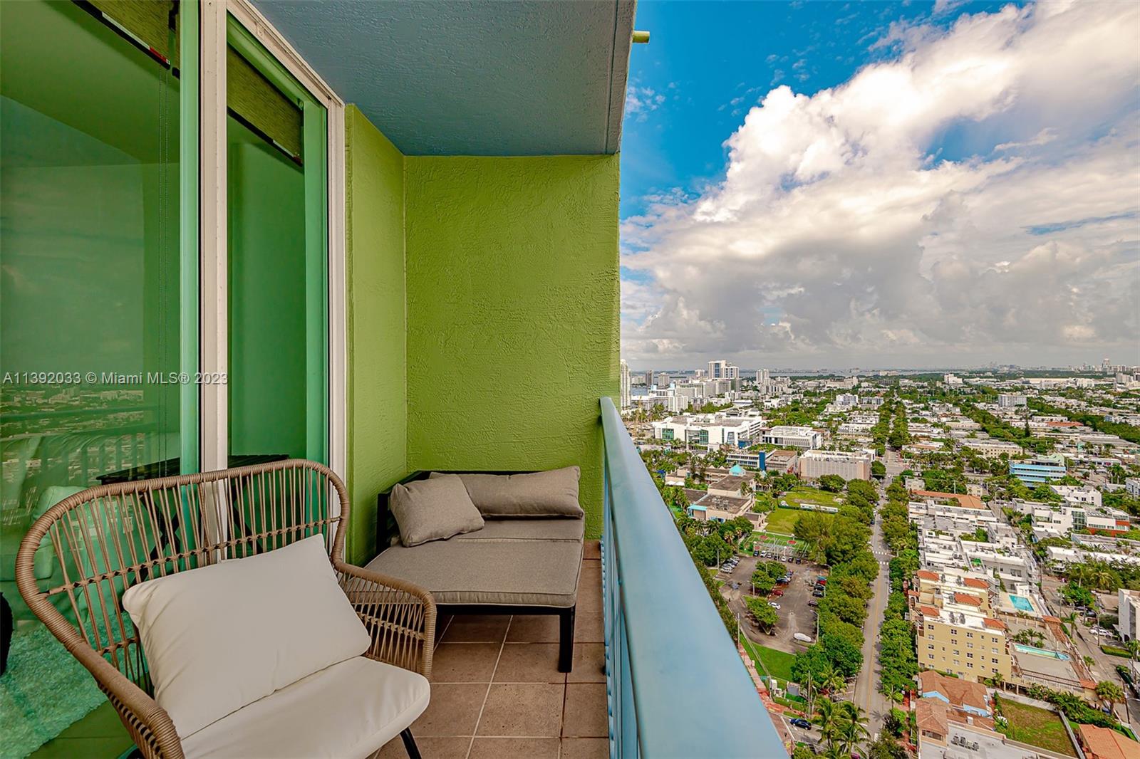 YACHT CLUB AT PORTOFINO C - Residential Lease